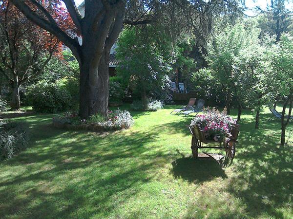Le Jardin Sarlat Bed & Breakfast Exterior photo